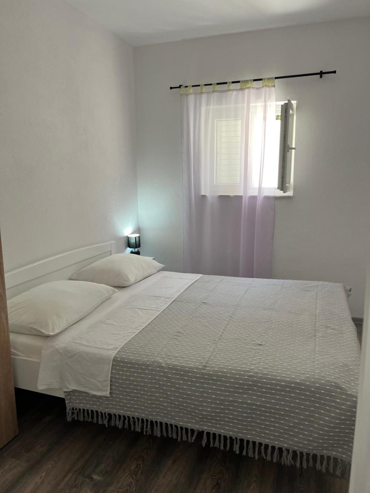 Apartment Makarska M&I, Free Private Parking Dış mekan fotoğraf