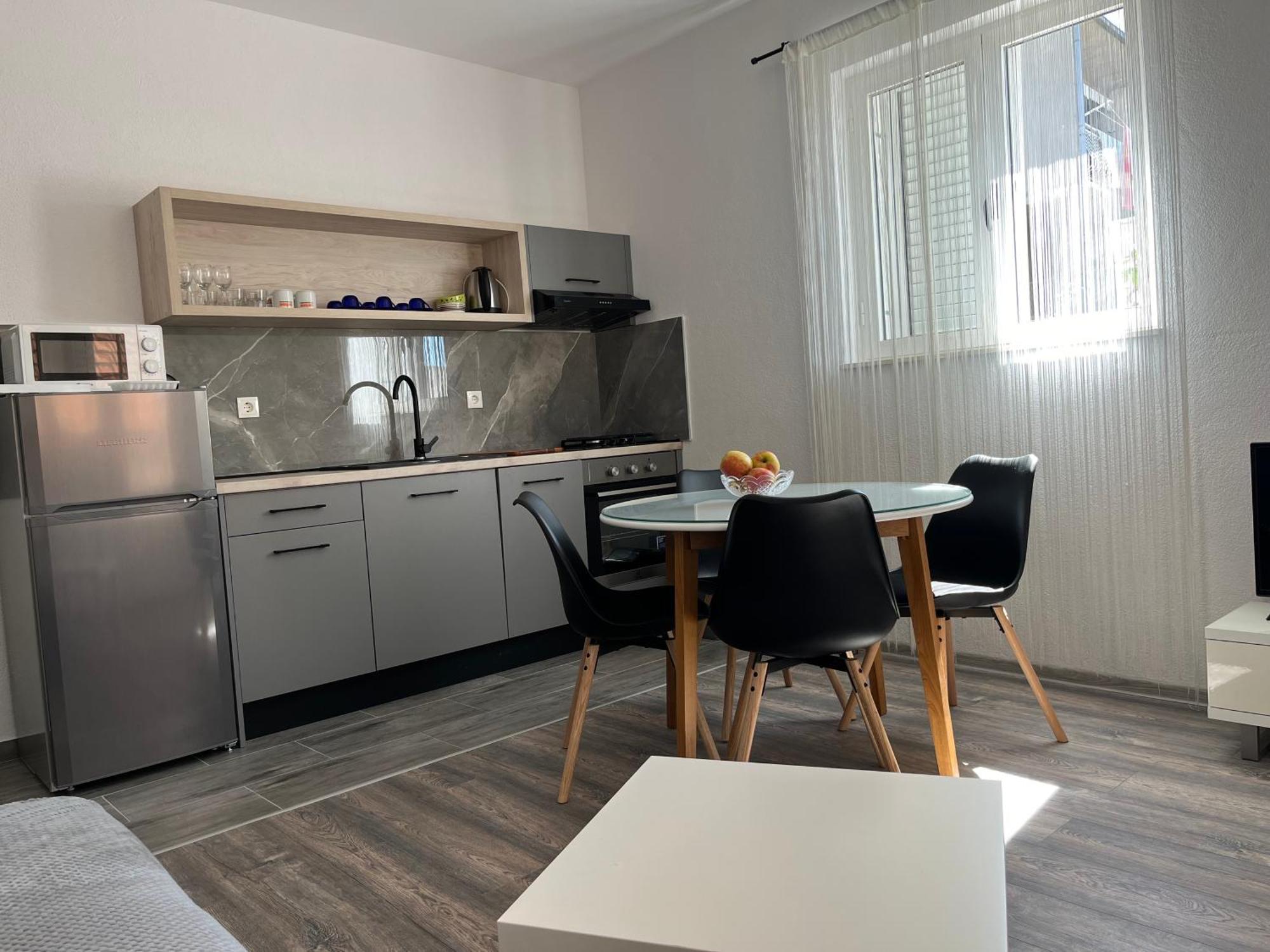 Apartment Makarska M&I, Free Private Parking Dış mekan fotoğraf