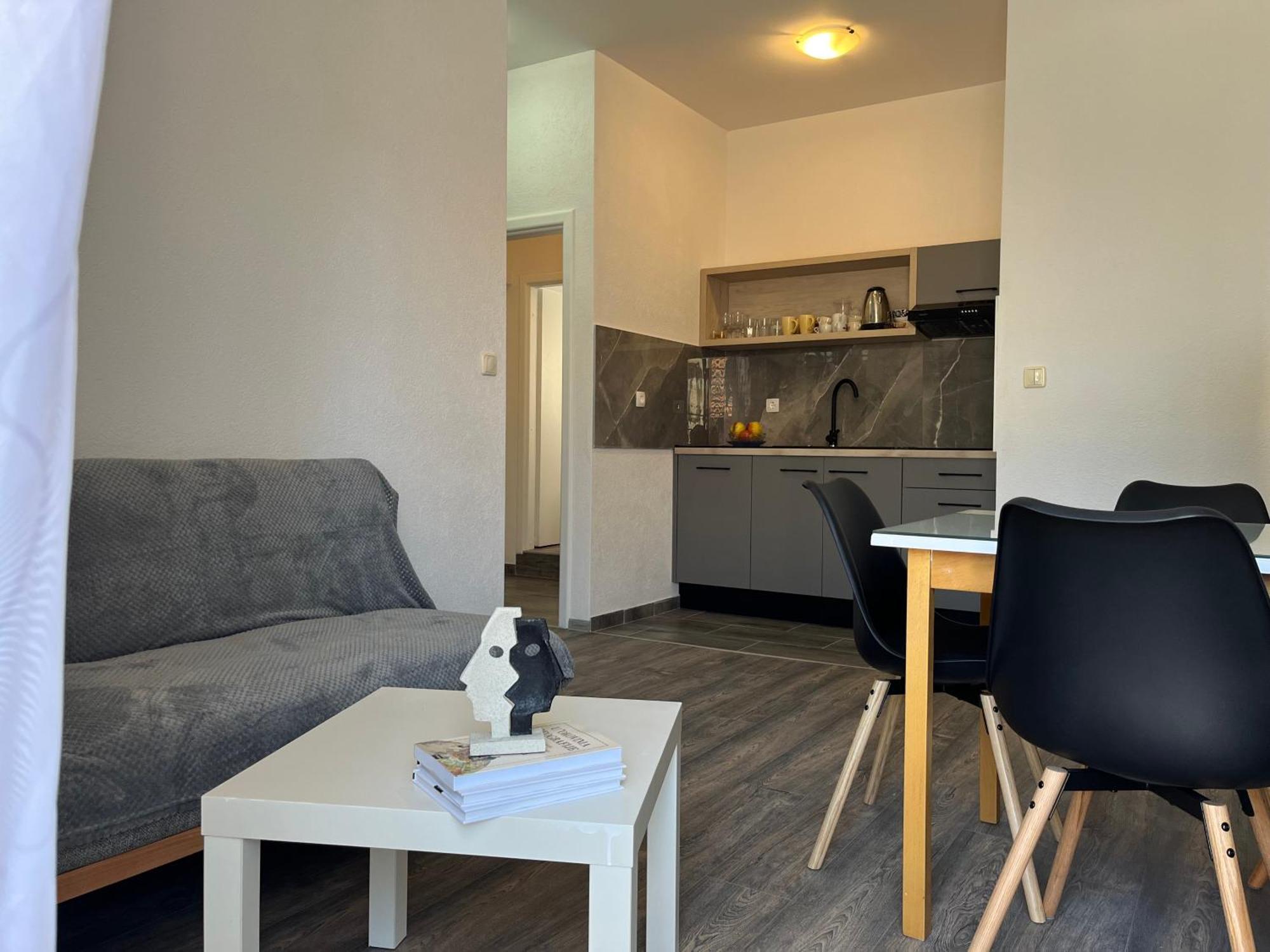 Apartment Makarska M&I, Free Private Parking Dış mekan fotoğraf