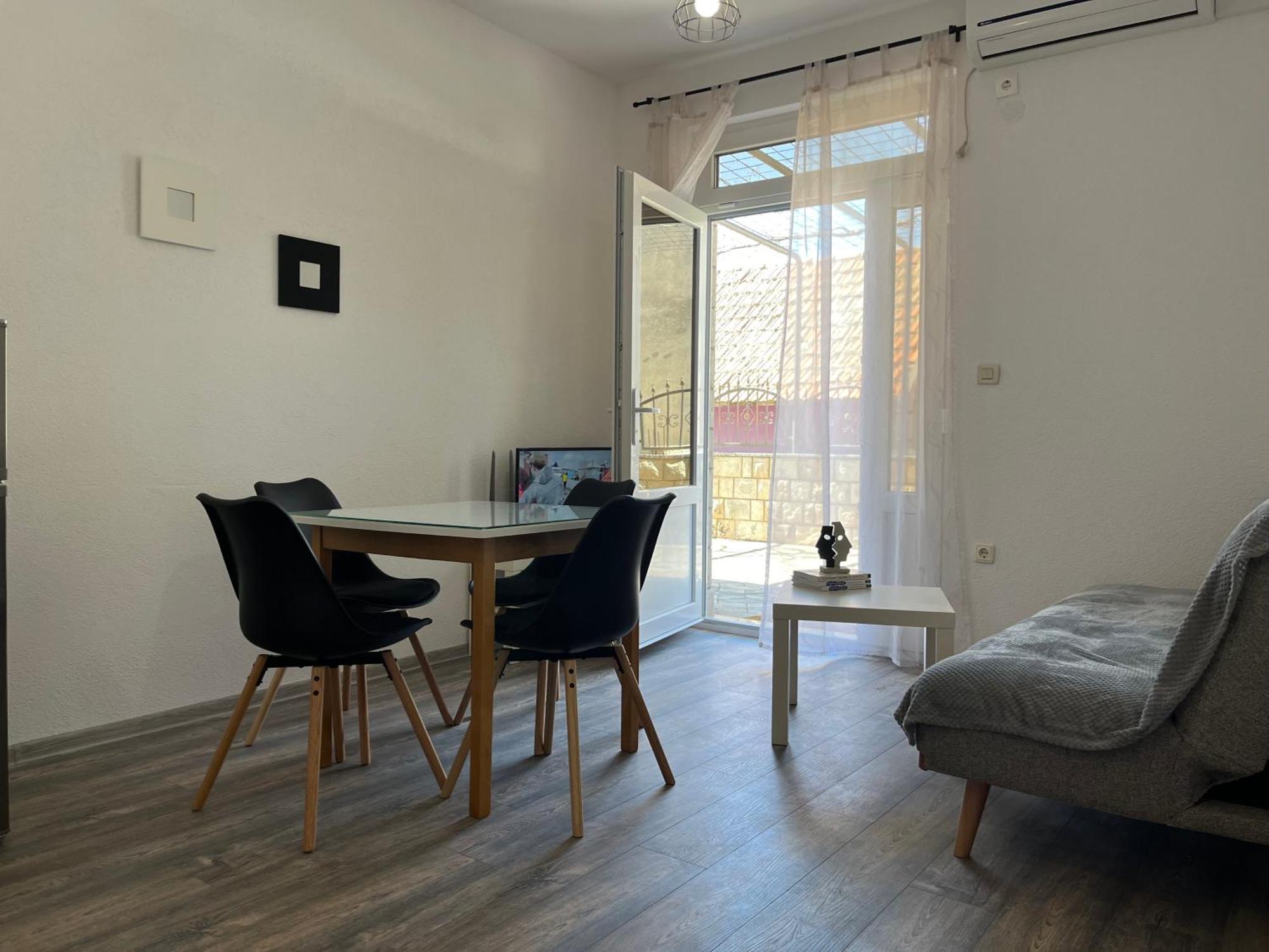 Apartment Makarska M&I, Free Private Parking Dış mekan fotoğraf
