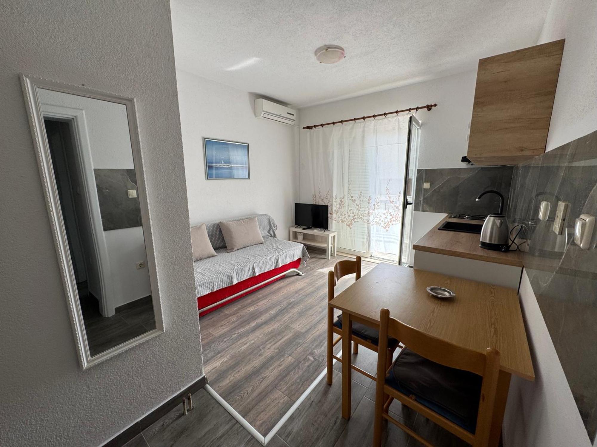 Apartment Makarska M&I, Free Private Parking Dış mekan fotoğraf